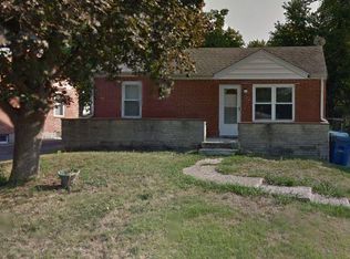 242 Flora Dr, Saint Louis, MO 63135