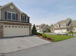 815 Rosemont Ct, Wyomissing, PA 19610