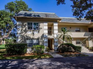 73 Country Club Dr, Largo, FL 33771