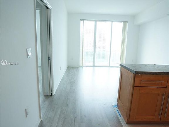 4th image of 950 Brickell Bay Dr APT 4208