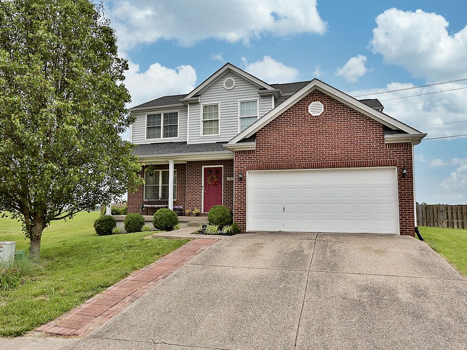 1st image of 924 Kingston Ct