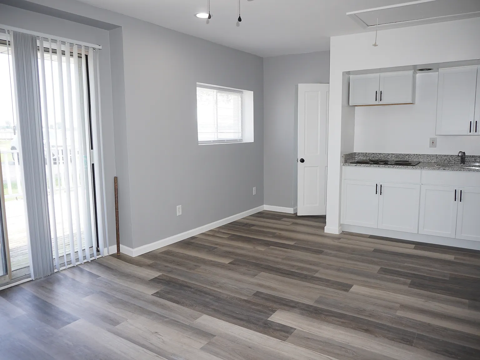 2 bed, 950 sqft, $1,150 — Photo 4