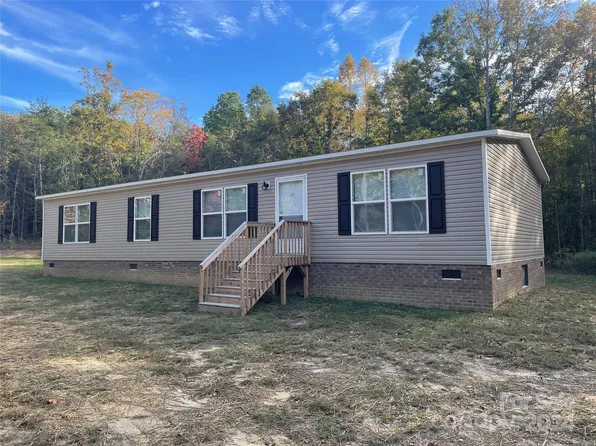 230 Timber Creek Dr, Mooresboro, NC 28114