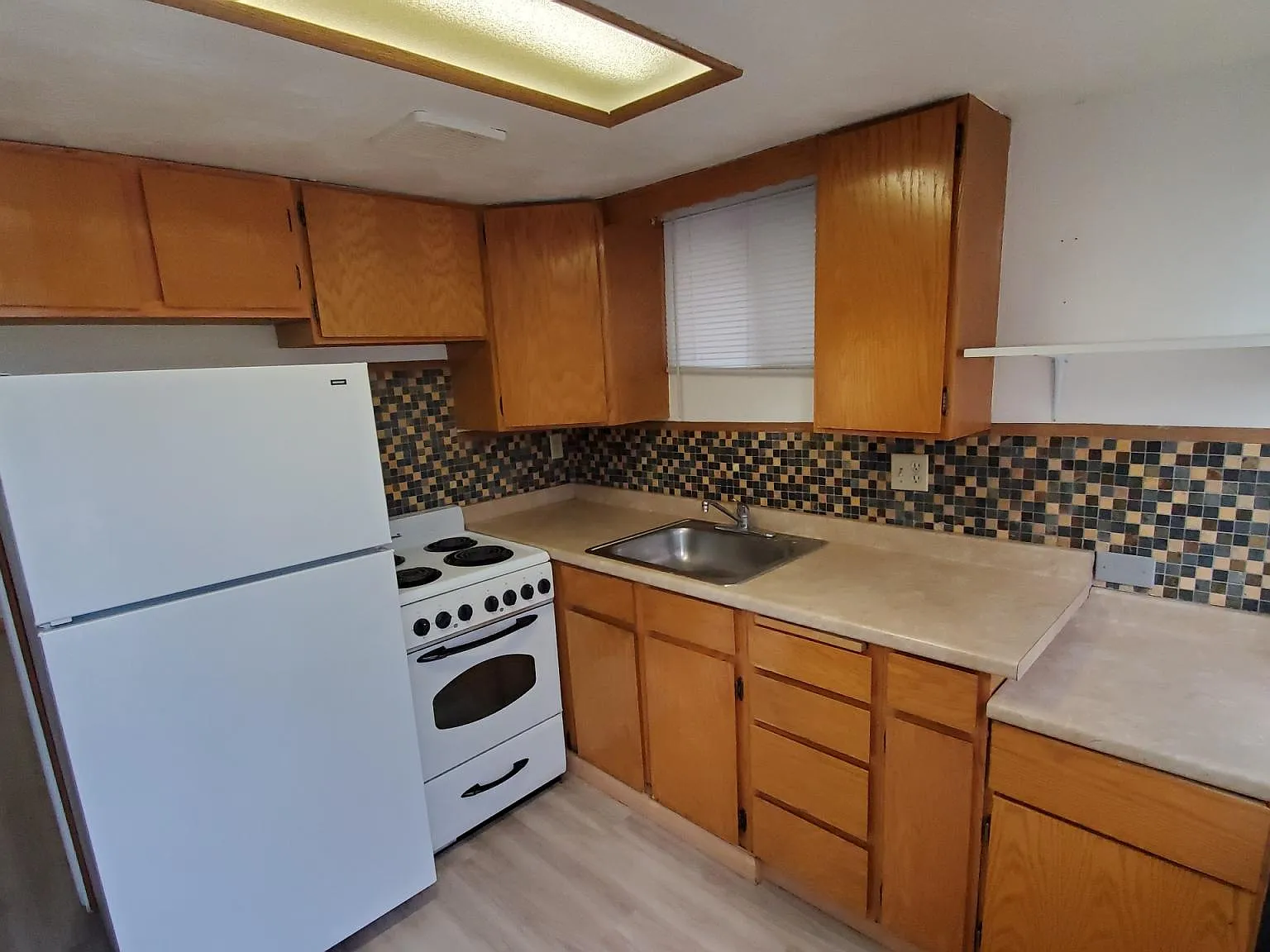 1 bed, 600 sqft, $995 — Photo 3