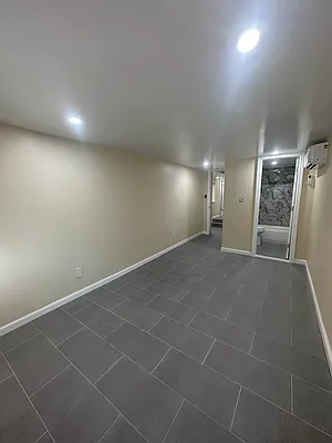 Rented by R New York | media 11