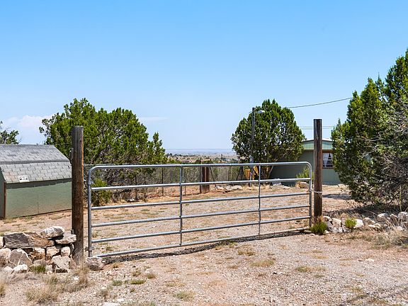 2nd image of 197 Skyline Dr