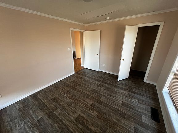 5th image of 1529 Cherry Ave