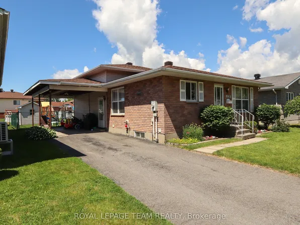 1728 Branch Dr, Cornwall, ON K6J 5S9