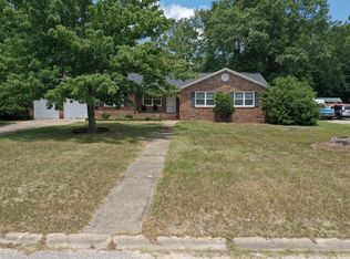 411 Cool Springs Dr, Camden, SC 29020
