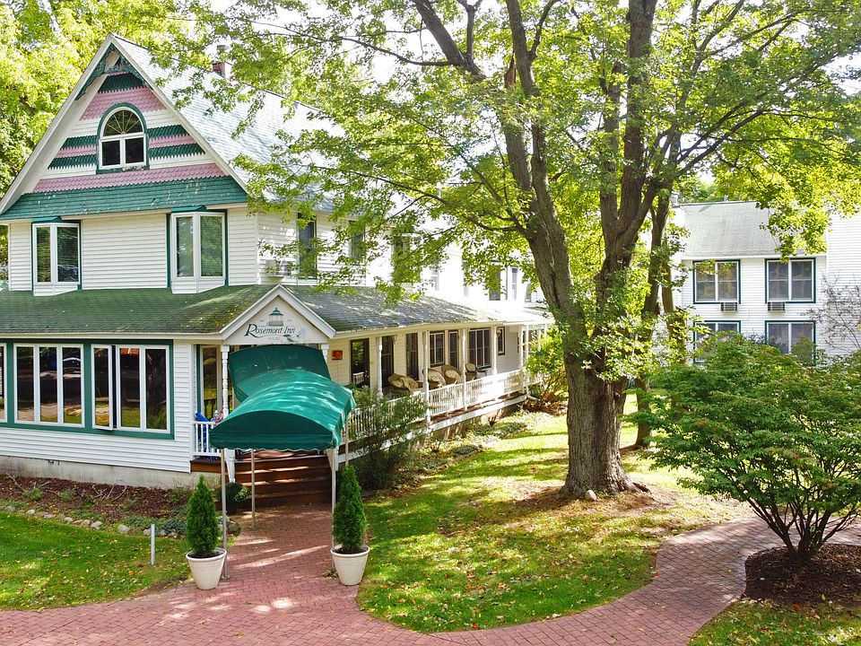 1st image of 83 Lakeshore Dr
