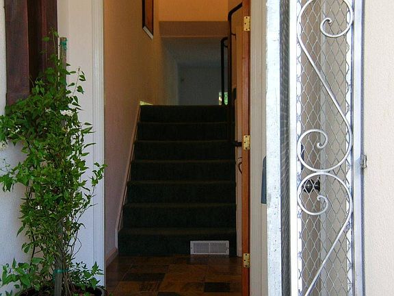 3rd image of 138 Riverton Dr