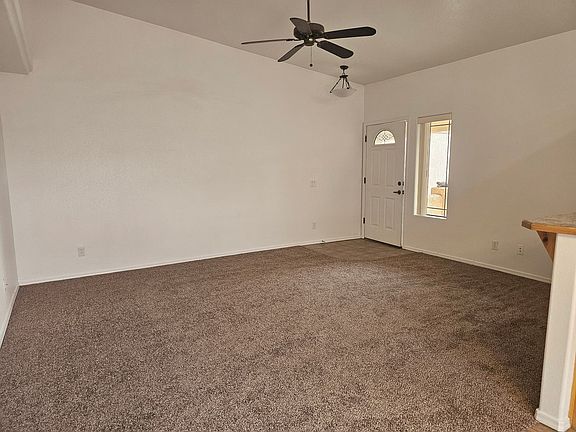 3rd image of 661 Delta Dr Unit 101