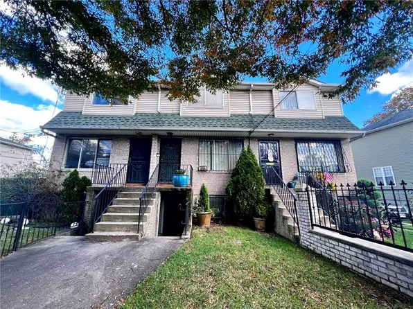 243 Tompkins Ave, Staten Island, NY 10304