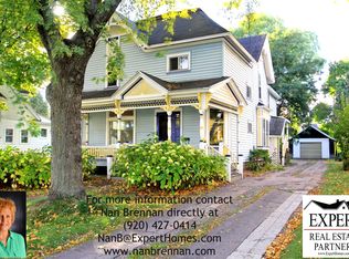 833 E Washington St, Appleton, WI 54911