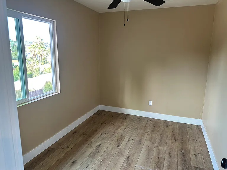 3669 Calavo Dr — Photo 5