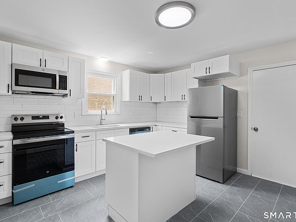 4th image of 25 Elizabeth Street