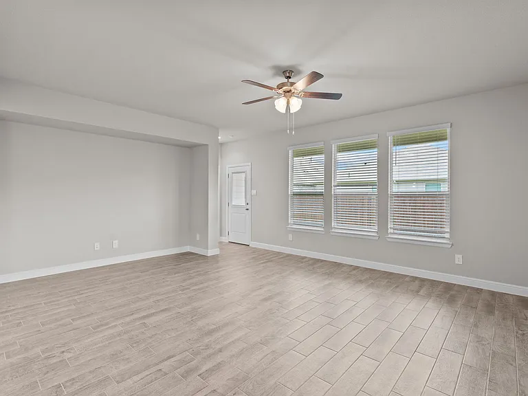 15508 Putney Way — Photo 22