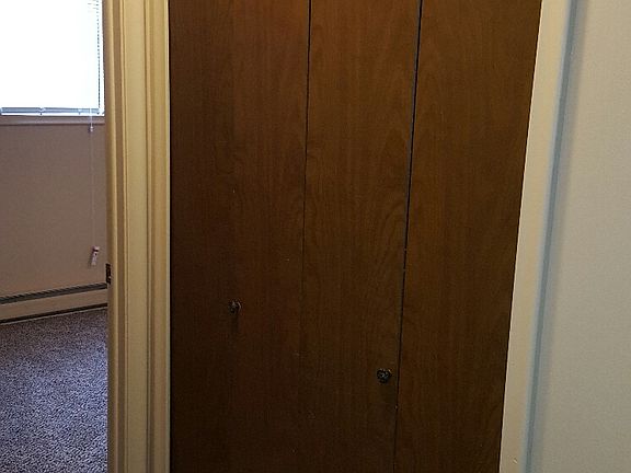 4th image of 3811 Sandhurst Dr APT 210