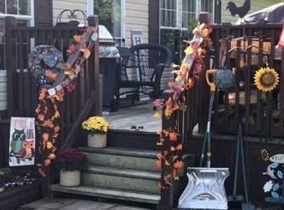 8960 Glasgow Rd, Fredonia, NY 14063