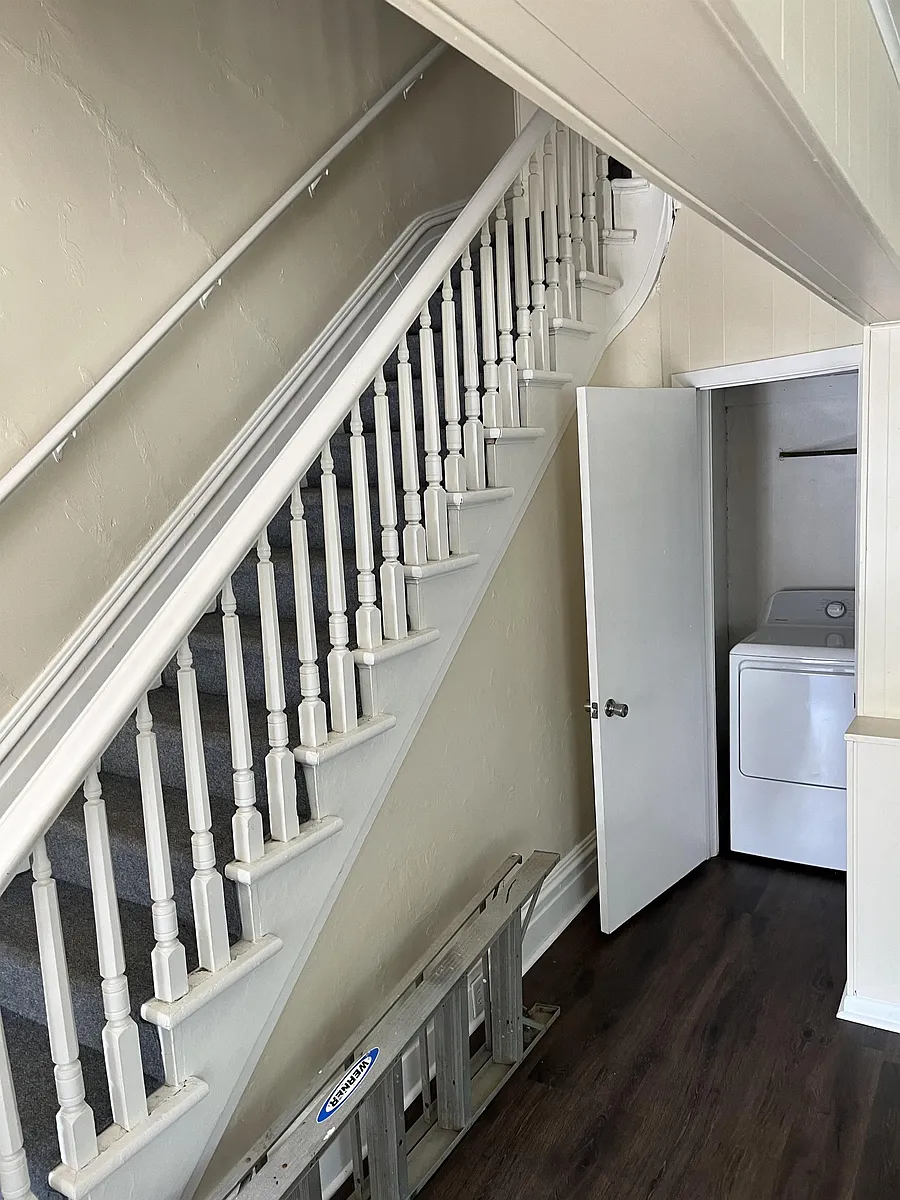 Building Photo - 416 S Maple Ave #1