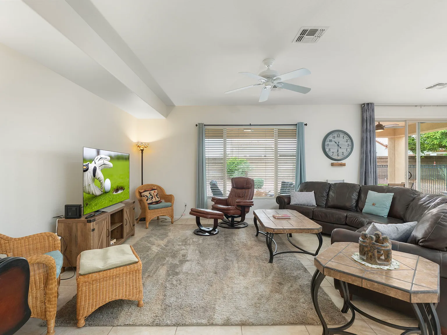 2 bed, 1378 sqft, $2,500 — Photo 3