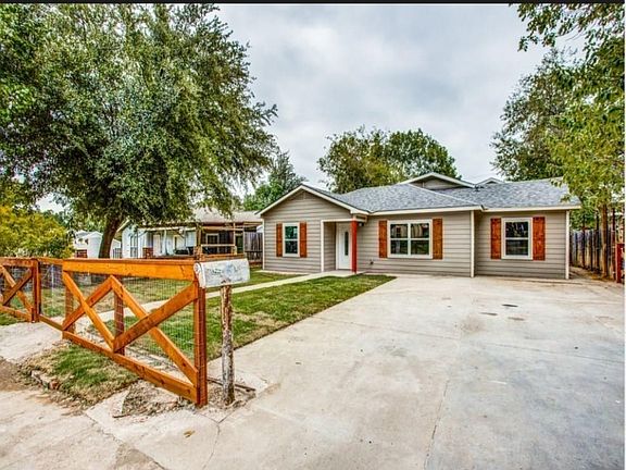 2nd image of 2806 Poinsettia Dr