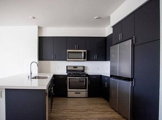 3661 Merrill Ave #215, Riverside, CA 92506