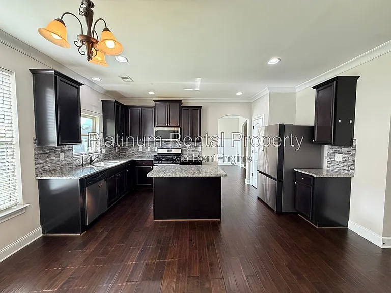 5075 Rialto Way — Photo 10