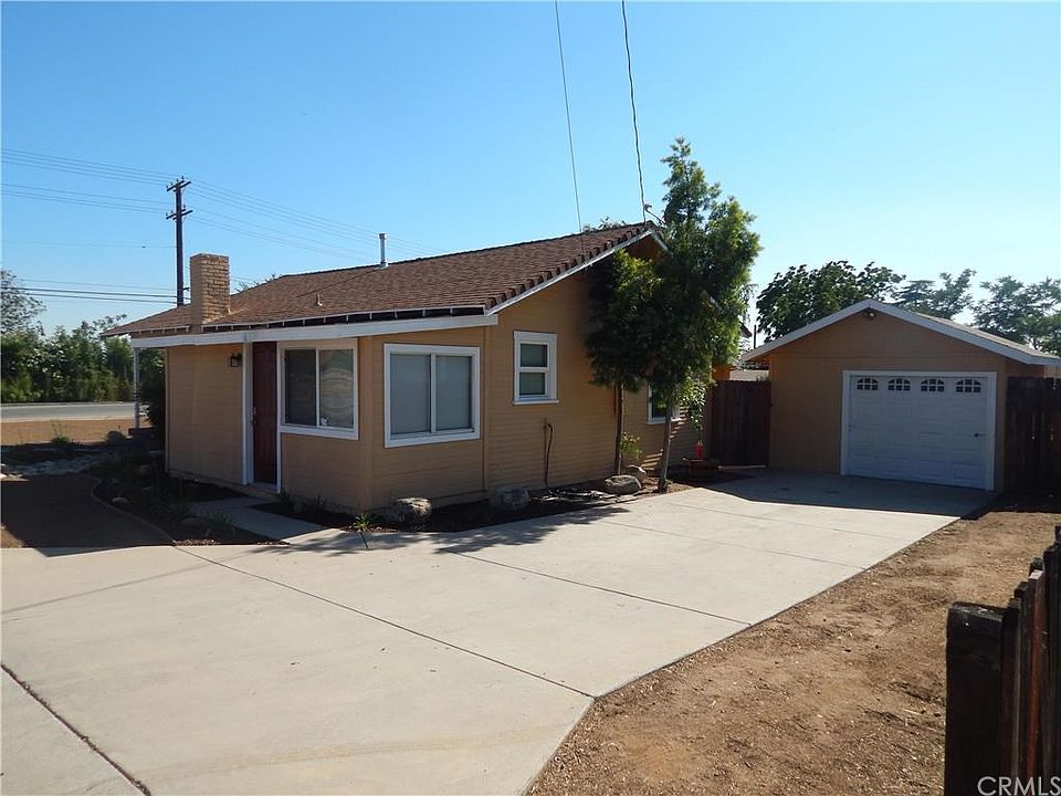 1st image of 13088 S California St