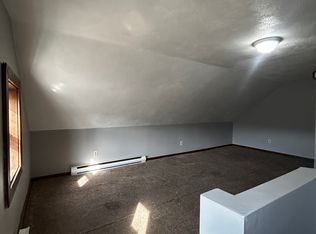 776-778 Main St #2L, West Warwick, RI 02893