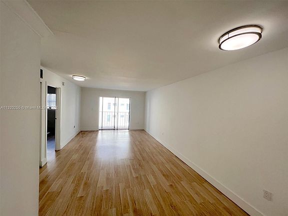2nd image of 1225 West Ave APT 302
