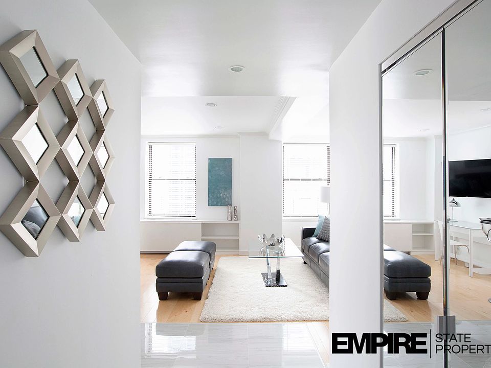 1st image of 150 W 51st St APT 1615