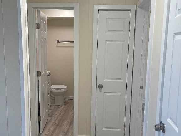 4th image of 485 Waianuenue Ave #110A
