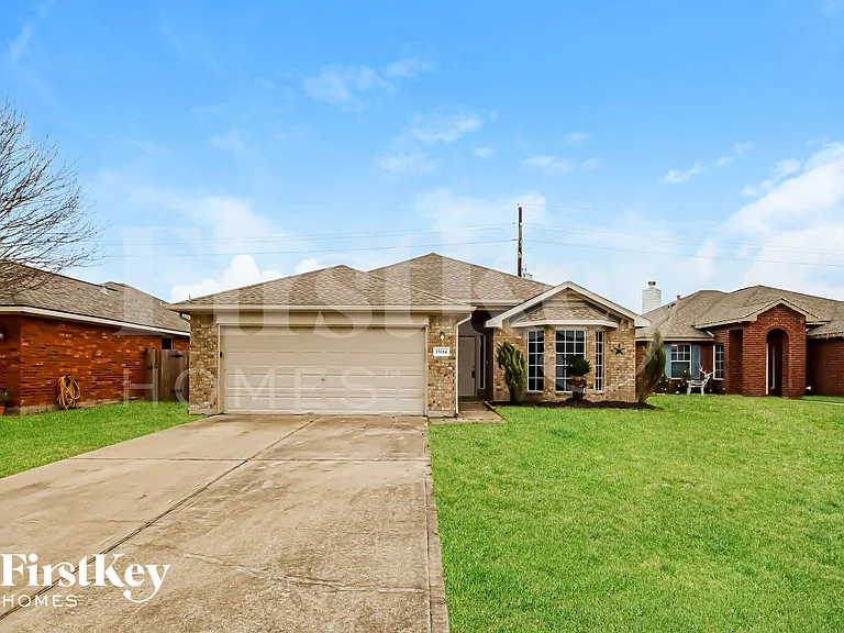 15114 Diamond Way — Photo 1