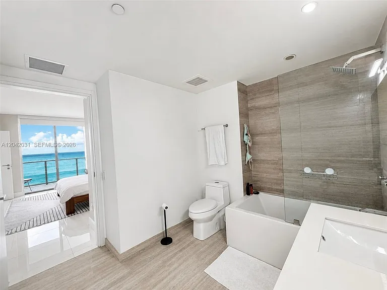 1300 Brickell Bay Dr #2307 — Photo 12