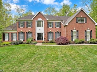 50 Mountain View Rd, Warren, NJ 07059