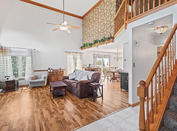 4th image of 18211 Glen Swilly Cir