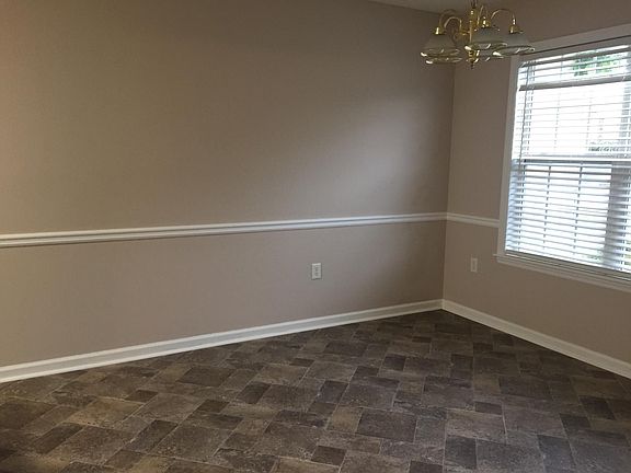 Dining-room NEW floor, NEW paint
