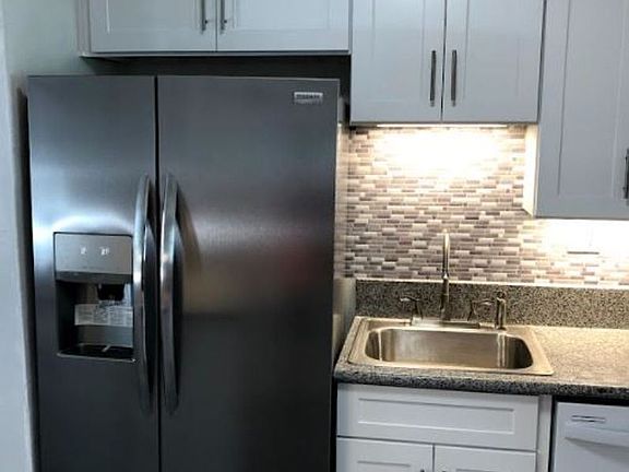 4th image of 7371 Fulton St