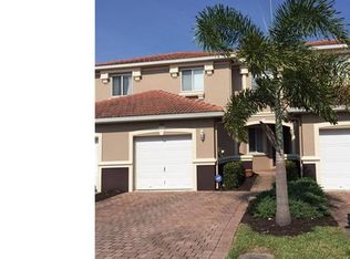 9741 Roundstone Cir, Fort Myers, FL 33967