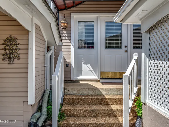 5060 Harling Pl, Jackson, MS 39211