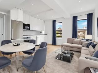 207 E 4th St #4A, New York, NY 10009