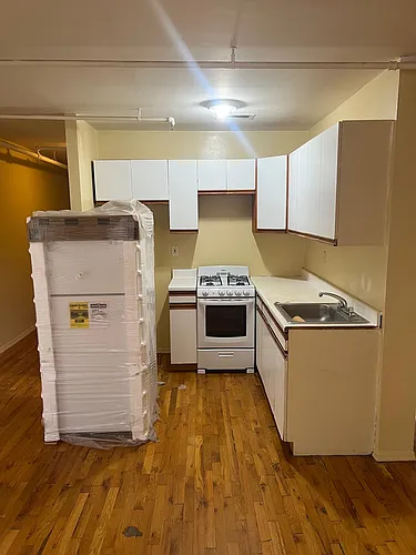 37 Main St #405 Photo 1