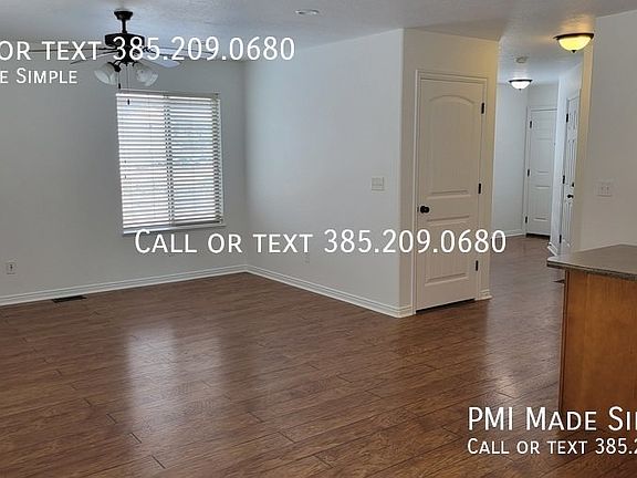3rd image of 8123 N Plum Creek Cir