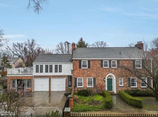 163 Charlevoix Ave, Grosse Pointe Farms, MI 48236