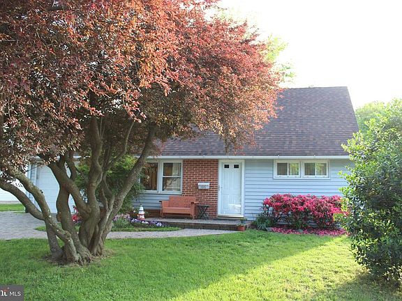 2nd image of 106 Whip Ln