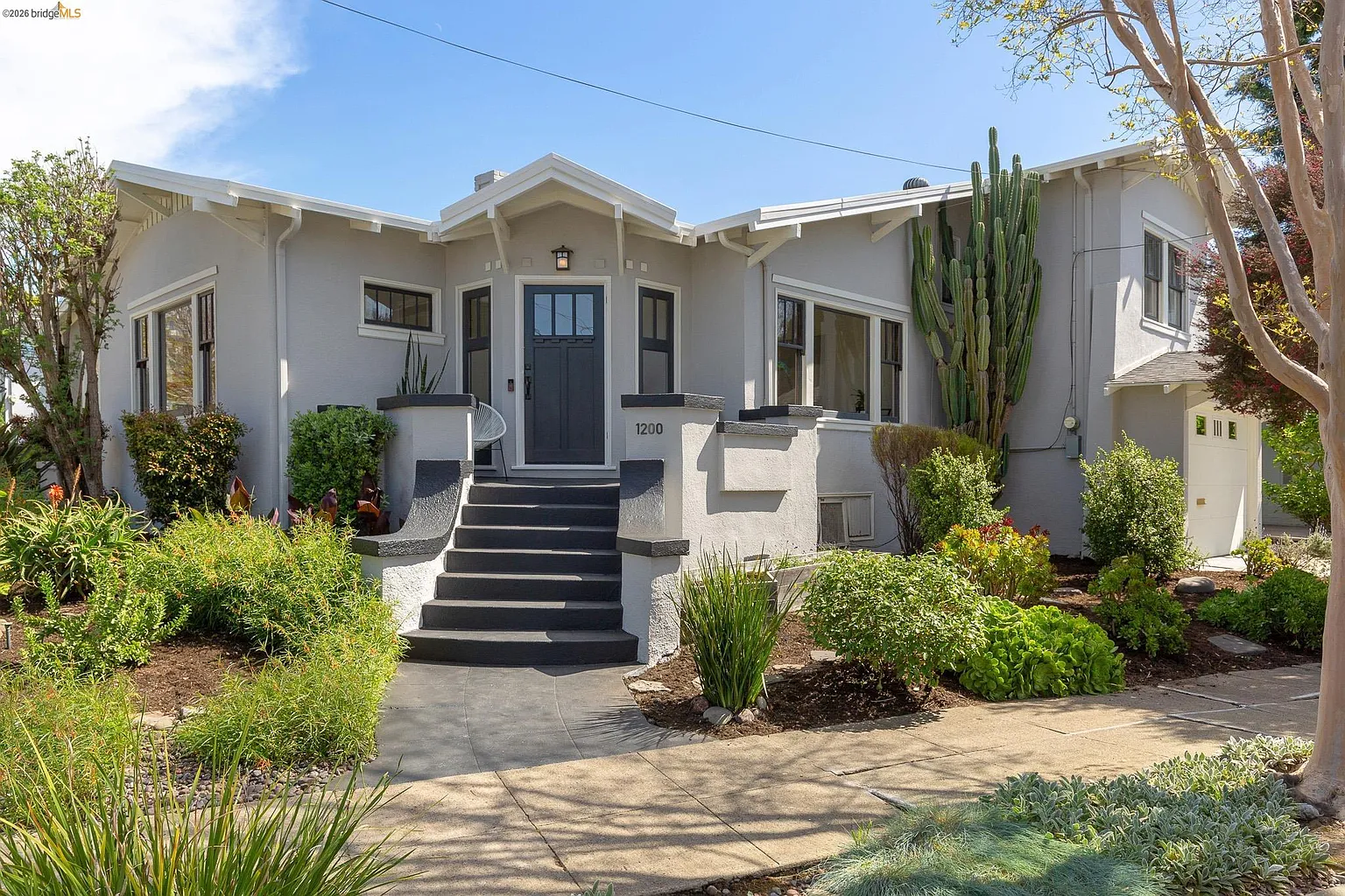 1200 El Centro Ave photo 1
