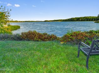 290 Old Cove Blvd, Southold, NY 11971