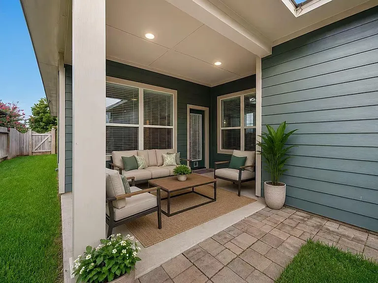 18410 Central Creek Dr — Photo 26