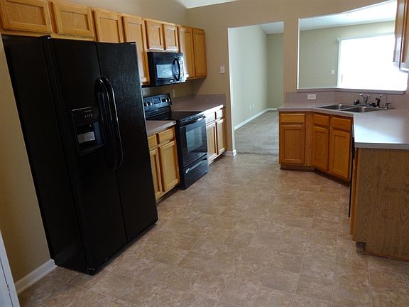 4th image of 958 Sunset Glen Ct